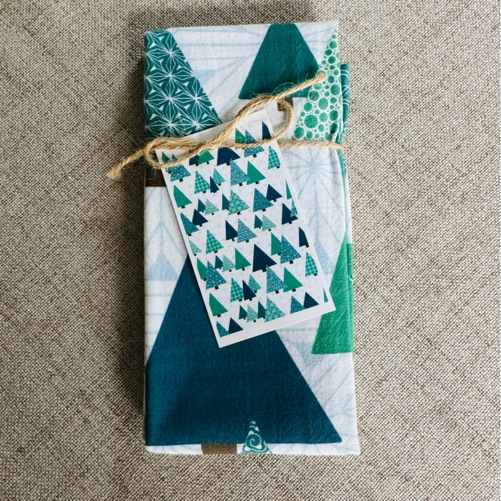 Festive Tree Pattern Kitchen Towel - Picture 3 of 4